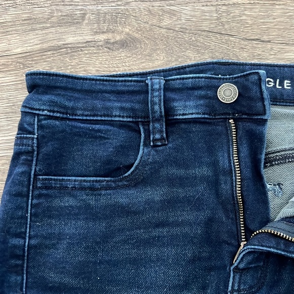 American Eagle Super Hi-Rise Jegging (Size 2 Regular) - Picture 3 of 5